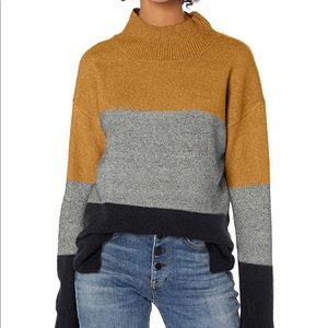 🚫SOLD🚫 Jason Maxwell Sweater